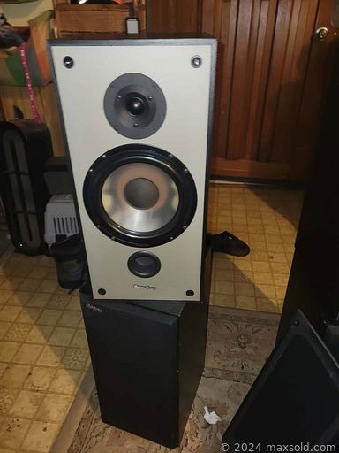 Auction 106625 (1 of 4)