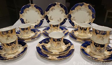 MaxSold Auction: This online auction features Limoges, Royal Doulton, vintage crystal ware, new ceramic lamps, Italian pottery, handbags, record albums, Christmas decor, glassware and much more!