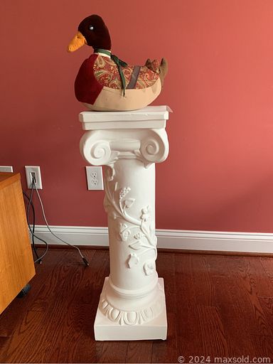 MaxSold Auction: This online auction features grandfather clock, swivel chairs, art glass, settee, electric bed, framed artwork, home health aides, exercise equipment, futon, craft supplies, art pottery, teak furniture and much more!