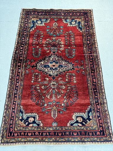 MaxSold Auction: This online auction includes Persian wool rugs from Zanjan, Kashan, Bakhtiar and more!