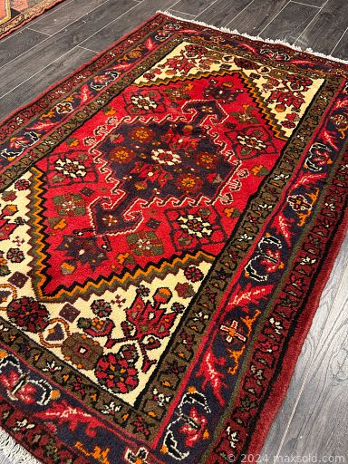 MaxSold Auction: This online auction features Persian rugs & runners, including Kashan, Turkman, Mashhad, Hamadan, Arak, Baluchi, Tabriz, Geravan, and more!