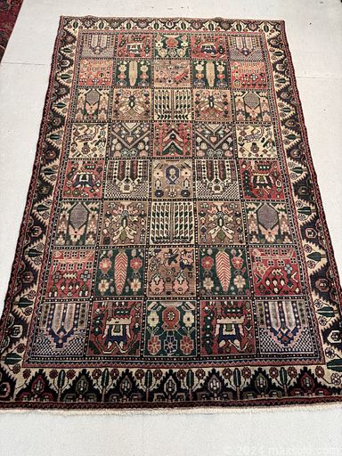 MaxSold Auction: This online auction includes Persian rugs from Hamadan, Zanjan, Shiraz, Bakhtiar and more!