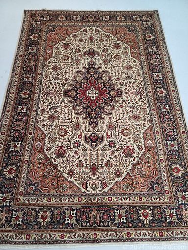 MaxSold Auction: This online auction features Persian rugs & runners from Kashan, Tabriz, Bakhtiar, Ardebil, Zanjan, Hamedan, Turkman and much more!