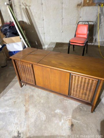 Auction 102692 (2 of 4)