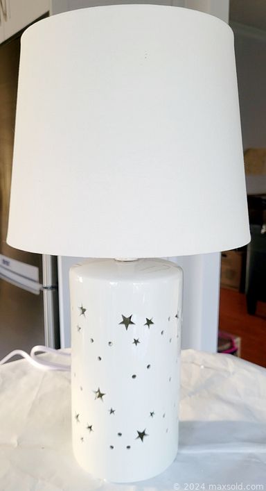 MaxSold Auction: This online auction features Limoges, Royal Doulton, vintage crystal ware, new ceramic lamps, Italian pottery, handbags, record albums, Christmas decor, glassware and much more!