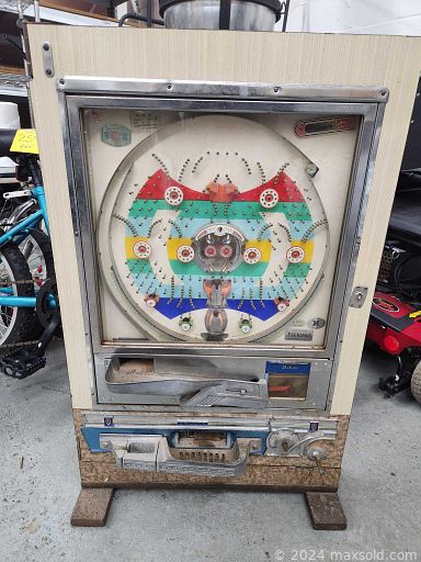 Auction 105810 (1 of 4)