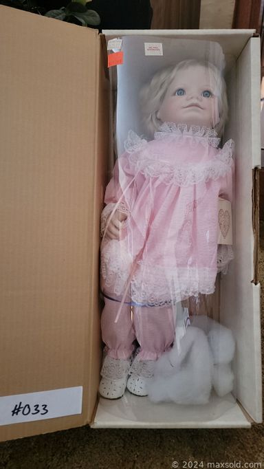 MaxSold Auction: This online auction features furniture such as a cedar chest, oak side table, vintage desk, end table and others, Towboat ‘Ivanhoe’ by Robert McVittie, vases, ficus tree, vintage A&W bears, HP color laserjet, vinyl records, Pez and Mcdonalds toys, dolls, Partylite, china, tens machines, antique dolls and much more!