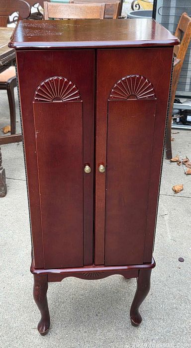 Auction 117051 (1 of 4)