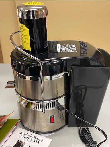 MaxSold Auction: This Charity/Fundraising online auction features new model kits, novelty teapots, carnival glass, puzzles, cranberry glass, jewelry and much more!