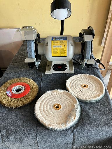 Auction 107925 (3 of 4)