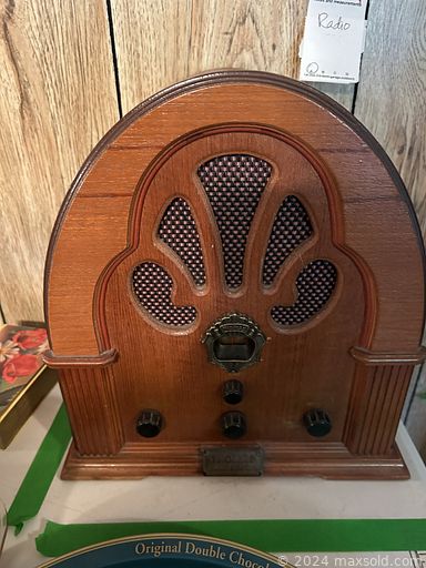 MaxSold Auction: This online auction includes furniture such as a china hutch, dining table, chairs, dressers, bed frame, storage units, bench, chair, cabinets, tables and others, Heartland stove, electronics, tools, hardware, Americana and other seasonal decor, candles, crocks, linens, Beanie Babies, dolls and other toys, Western decor, home health aids, books, Yamaka and other china, kitchenware, small kitchen appliances, rotary phone, plants, lamps, luggage, coins, books, DVDs, VHS tapes, chiminea, garden decor, planters, pet crate, ladder, lawn tools and many more!