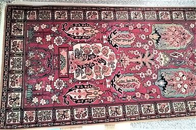 MaxSold Auction: This online auction features area rugs, new model kits, hand tools, air cleaner, costume jewelry, art glass, vintage hand drum, antique kitchen tools, women’s clothing, newborn clothing, pet products, and much more!!!