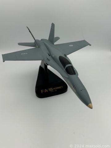 MaxSold Auction: This online auction includes furniture such as kids chairs, rattan coffee table, glass console table, ottoman and others, kitchenware, small kitchen appliances, Crown Trent china, linens, MCM wallpaper, lamps, chandelier, toys, books, decor, typewriter, NHL figures, Brutalist decor, bar signs and other wall art, records, vintage brass telescope and much more!