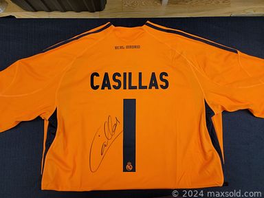 MaxSold Auction: This online auction features sports collectibles, jerseys, metal wall art, antique dresser, camera, women’s footwear, air purifier, snowboard, snowshoes, Jianlong sunglasses, antique clothes wringer, silver & costume jewelry, watches, snowblades, skis, snowboards, steins, red therapy light, art glass, toys, fabric, women’s clothing, golf clubs, coins, and more!