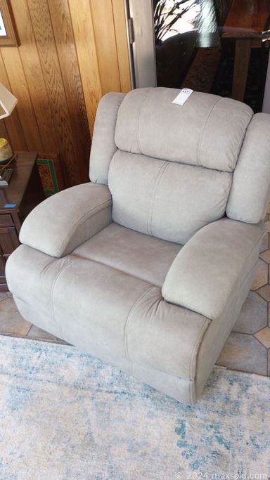 MaxSold Auction: This online auction includes furniture such as a dining table, cabinets, folding chairs, dining table, desk with hutch, chairs, reclining chair, wooden buffet, metal wine cabinet, settee and others, glassware, kitchenware, small kitchen appliances, pottery, wine accessories, artworks, pottery, decorative trolley, books, magazines, linens, decorative plates, lamps, Cadet snowblower, Echo blower, yard tools, power tools, rugs, seasonal decor, home health aids and much more!