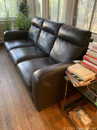 MaxSold Auction: This online auction includes furniture such as a reclining sofa, china cabinet, dining table, dining chairs, bookshelves, cabinets, dressers, bed frame, cane chairs and others, exercise equipment, mobility aids, dryer, washing machine, seasonal decor, kitchenware, small kitchen appliances, Royal Albert, Sovereign and other china, rugs, sports equipment, shoes, clothing, vases, rugs, lamps, Birks sterling, small home appliances, books, trading cards, BBQ grill and many more!