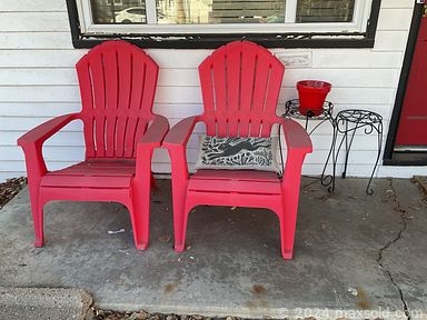 MaxSold Auction: This online auction includes furniture such as a dresser, nightstands, tables, wicker chairs, cabinets, dining table, bookshelves and others, window fans, small kitchen appliances, kitchenware, organizers, linens, Philips TV, electronics, portable vacuum cleaner, jewelry, camping supplies, outdoor tools, trampoline, exercise equipment, wrapping supplies, seasonal decor, sports equipment, cleaning supplies, shoes and much more!