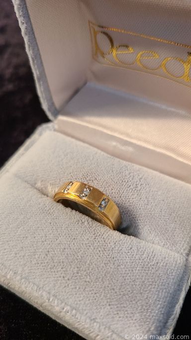 MaxSold Auction: This online auction includes furniture such as storage shelves, rattan headboard, side table, telephone table, rustic hickory rocking chair, MCM stacked wood table, footstool, stereo cabinet, oak dresser, vintage tuxedo sofa and others, Trek Lexa road bike, lamps, vinyl records, Bose speakers, snowshoes, garden tools, Sony Blu-Ray player and other electronics, jewelry, wooden crocodile, metal sculptures, Hanukkah items, seasonal decor, pottery, Canon EOS Rebel camera and much more!