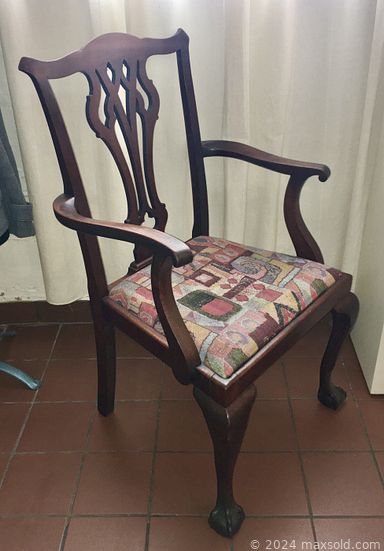 MaxSold Auction: This online auction includes sterling silver, antiques such as linens, steamer trunk, glassware, crystalware and carved oak console, Wedgwood, Aynsley, walnut games table, golf clubs, and much more!