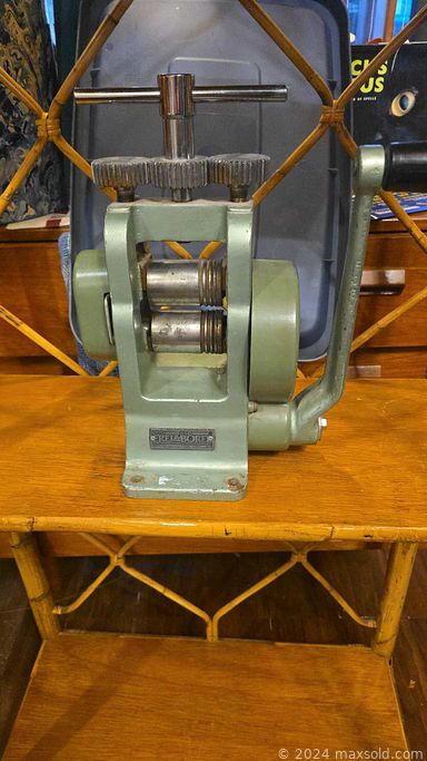 Auction 112204 (2 of 4)