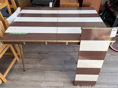 MaxSold Auction: This online auction features power tools, MC barrel chair, electric fireplace, teacup/saucer sets, stained glass hanging light, games, puzzles, toys, costume jewelry, small kitchen appliances, chest freezer, vinyl records, stereo components, gold jewelry, silver jewelry, and more!!