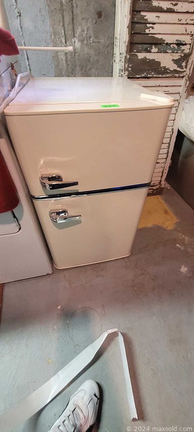 Auction 109841 (3 of 4)