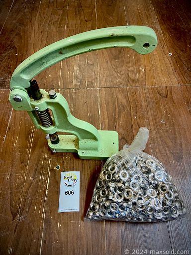 Auction 105601 (3 of 4)