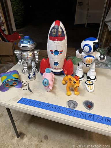 MaxSold Auction: This online auction features refrigerator/freezer, kitchen island, table lamps, video game consoles & games, costume jewelry, home hardware, beauty appliances, NIB farmhouse sinks, small kitchen appliances, daybed, games, skis, pet products, holiday decorations, toys, children’s books, outside toys, and much, much, more!!!