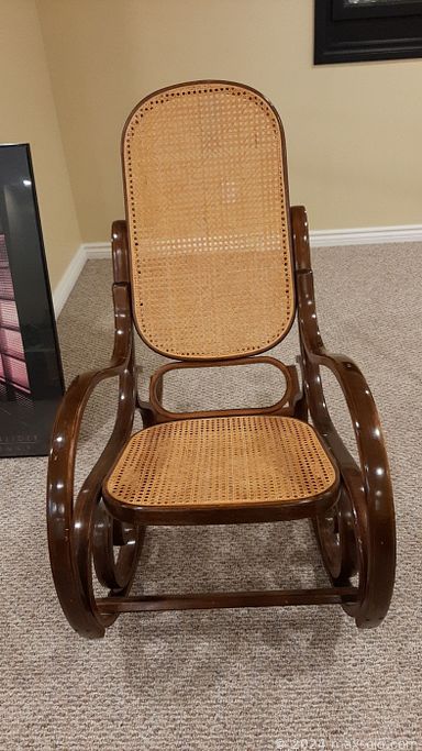 MaxSold Auction: This online auction features original art, 39” Samsung TV, furniture such as vintage dresser, rocking chair, Muskoka chairs, dining table,  La-Z-Boy chairs and buffet, exercise equipment, Christmas decor, LP records, lamps, small kitchen appliances, power tools, books, DVDs and much more!