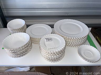 MaxSold Auction: This online auction includes a coffee table, framed print, accessories, clothing, kitchenware, plant stands, picture frames, decorative wall cabinet, HP printer, lamps, folding crates, Taotronics massage tool, Moen faucet and more!