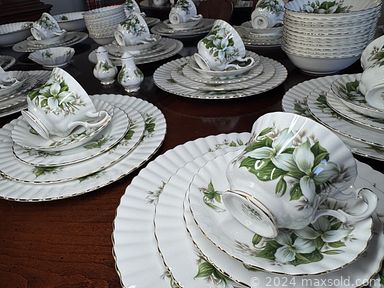 MaxSold Auction: This online auction features blanket box, upright freezer, massage table/chairs, costume jewellery, coins, banknotes, electric fireplaces, stained glass fixtures, vintage Doulton figurines, watches, electric stove, refrigerator, area rugs, leather recliner, four-poster bed, Royal Copenhagen plates, perfume bottles, TV, small kitchen appliances, teacup/saucer sets, Folk paintings, and much, much, more!!!