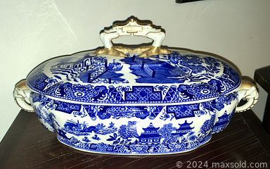 MaxSold Auction: This online auction features antique Henry Bright drawing, watercolour portrait, antique coloured print, bronze commemorative medallions, antique pocket watches, costume sketches, antique Victorian snuff box, antique brass butler’s bells, vintage block prints, Indigenous prints, vintage tin toy ship, coins, antique mirror, and much, much, more!!!