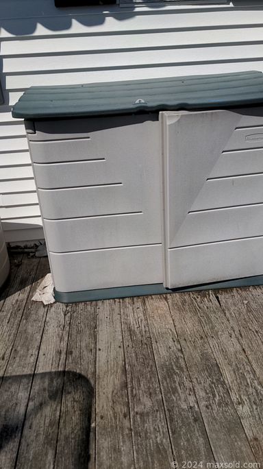 MaxSold Auction: This online auction features furniture such as shelving units, tables, china hutch, nightstands, end tables, bookshelves and more, Samsung TV, jewelry, wall art, Giant memorabilia, kitchenware, Empress china, home health aids, small kitchen appliances, yard tools, weights, cameras and much more!