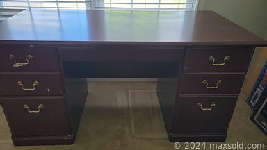 MaxSold Auction: This online auction features Sport memorabilia, cabinet, desk, puzzles, lamps, books, dinner ware, prints, binoculars, cameras, sewing supplies, artwork, paintings, mirror, cookie jar, pots and pans, love seat, tables, chairs, crystal ware, boombox, linens, toolbox and much more!