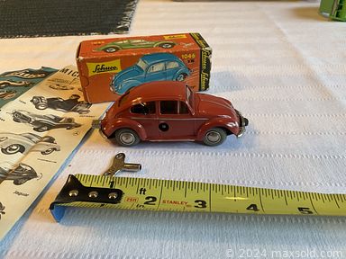 MaxSold Auction: This online auction features teacup/saucer sets, Swarovski figurines, porcelain collectible dolls, puzzles, small kitchen appliances, games, printer, costume jewelry, women’s clothing, chest freezer, fishing gear, Royal Doulton figurine and much more!