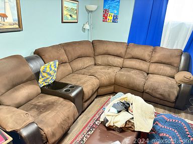 Auction 105854 (1 of 4)