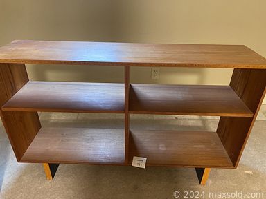 MaxSold Auction: This online auction features office supplies, chandelier, jewellery, teacup/saucer sets, Potmerian dishes, art pottery, small kitchen appliances, printer, Tanzanian wall hanging, area rugs, desk & chair, skis, sewing machine, nutcrackers, crocks, wooden boomerangs, power & hand tools, wood carvings, milk glass, cedar chest, vinyl records, kids books, garden tools, power washer, golf clubs, outdoor sports, pet products, board games, puzzles, and much, much, more!!