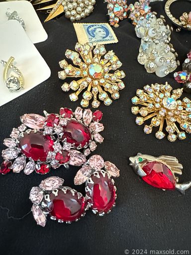 Auction 106302 (2 of 4)