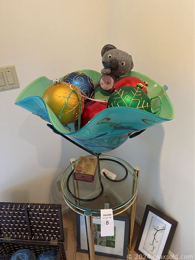 MaxSold Auction: This online auction features beer steins, Llardo figurines, art glass, stairlifts, Lenox figurines, Swarovski crystals, vintage Hull vase, TV, S & P shakers, printer, men’s & women’s clothing, small kitchen appliances, patio furniture, office supplies, fire pit, printer, mobility aids, air compressor, collector Barbies, plant pots, refrigerator/freezer, pressure washer, and much, much, more!!!n