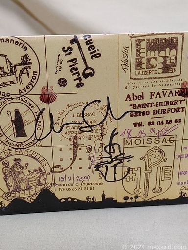 MaxSold Auction: This online auction features comics and vinyl records & cassettes by such artists as The Beatles, Santana, Bob Hope, Deep Purple, Moody Blues, Kiss, Led Zeppelin and much more!