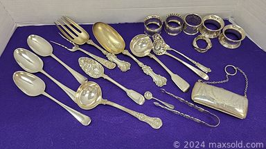 MaxSold Auction: This online auction features Toby jugs, Sadler tea set, antique oil lamps, designer coats, power tools, antique coal scuttle, ladies\' shoes, vinyl records, jewelry, chandelier, toys, Legos, teacup/saucer sets, art glass, carnival glass, bar table, area rugs,  and much, much, more!!