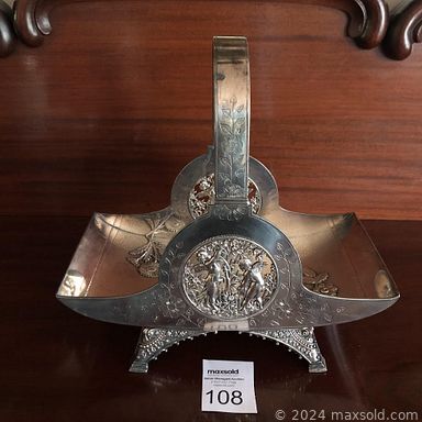 MaxSold Auction: This online auction features antique cameras, costume jewelry, Wedgwood, Limoges, Royal Doulton, dishware, stemware, art glass, lamps, IKEA cabinets, handbags, chaise lounge chairs, golf equipment, vinyl LPs, retail clothing racks and much more!