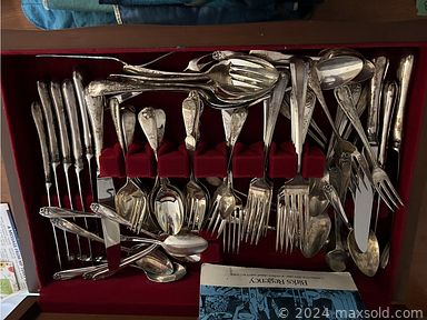 MaxSold Auction: This online auction features secretary desk, dining table & chairs, mirrors, live plants, bar stools, fitness gear, Jacques Deperthes prints, small kitchen appliances, space heaters, vintage violin, office supplies, glass top desk, rolling tool storage, and much, much, more!!!