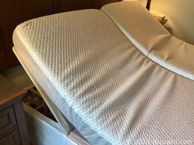 MaxSold Auction: This online auction features dryers, Sleep Number bed, boating gear, watches, fishing gear, camping gear, hunting gear, TV, beauty appliances, fitness gear, sewing supplies, office supplies, solar lights, lure-making supplies, duck blind, bar stools, costume jewelry, small kitchen appliances, and much more!