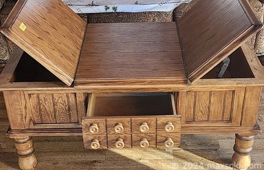 Auction 105653 (2 of 4)