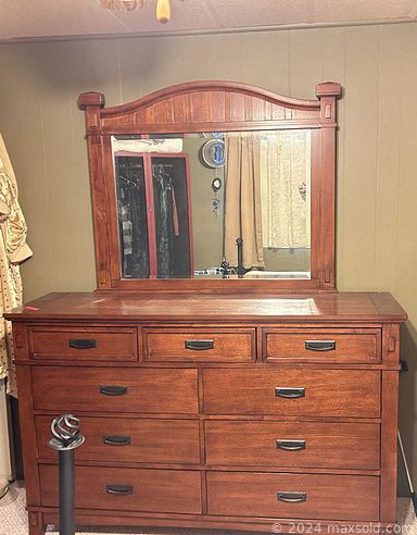 Auction 107003 (2 of 4)