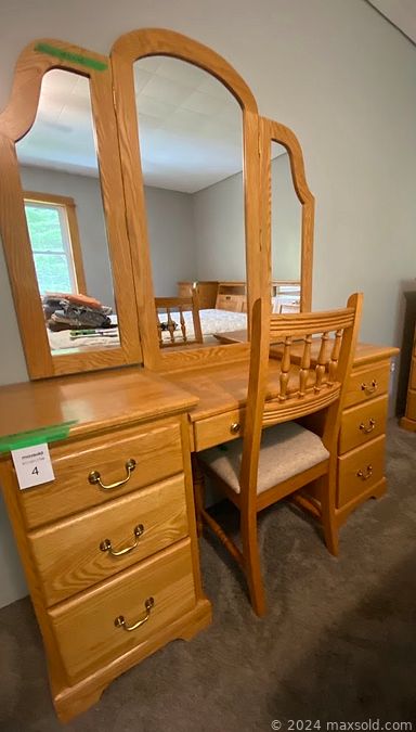 Auction 115949 (2 of 4)