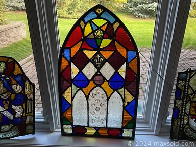 MaxSold Auction: This online auction features jadeite dishes, antique chest, pine cabinet, loveseat, games, vintage marbles, patio, nesting tables, couch, Pyrex ware, pots and pans, corning ware, glassware, barometer, perfume bottle collection, decor, wooden items, Lalique items, Royal Crown Derby, antique dishes, Bunnykins, remote controlled car, toy cars, playing cards, Christmas decorative, musical clown figurines, American flyer train cars, dinky toys, stuffed bunnies, LPs and much more!