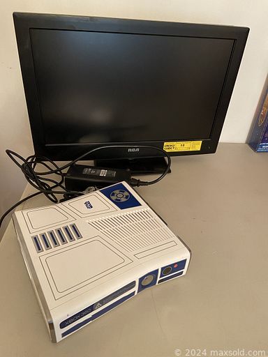 MaxSold Auction: This online auction features vinyl records, vintage ceramic Christmas tree, vintage Pyrex, NIB RC vehicles, collector Barbies, video game systems, games & accessories, Star Wars collectibles, sewing machine, vintage pipes, sports collectibles, TV, toys, and much, much, more!!