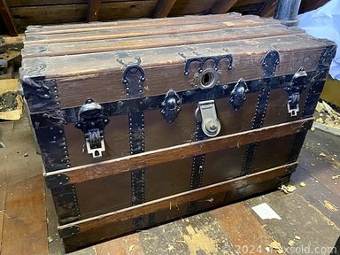 MaxSold Auction: This online auction features collector plates, original watercolor, Limoges, furniture such as early American chairs, pink vanity, cane back chairs, and side table, antique books, home decor, kerosene lamps, vintage luggage, automotive supplies, garden supplies, automotive supplies, Lego, and much more!